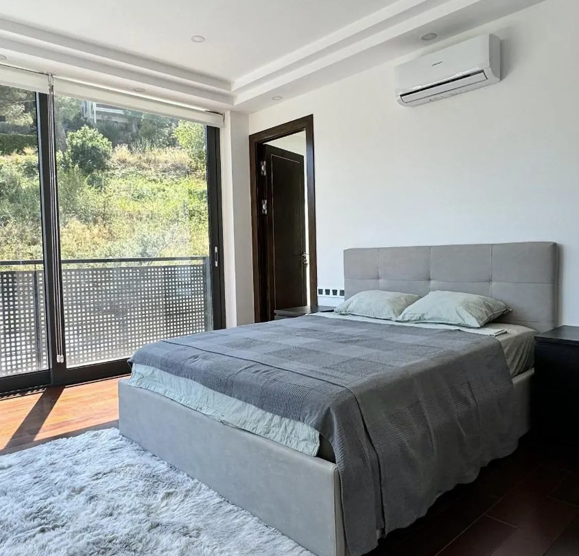 Welcs Villa De Lujo 177 Emp Con Piscina Privada Llança